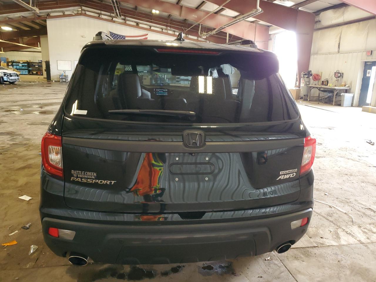 2019 Honda Passport Touring - Image 6