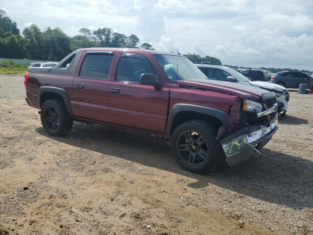 2004 Chevrolet Avalanche K1500 - Image 4