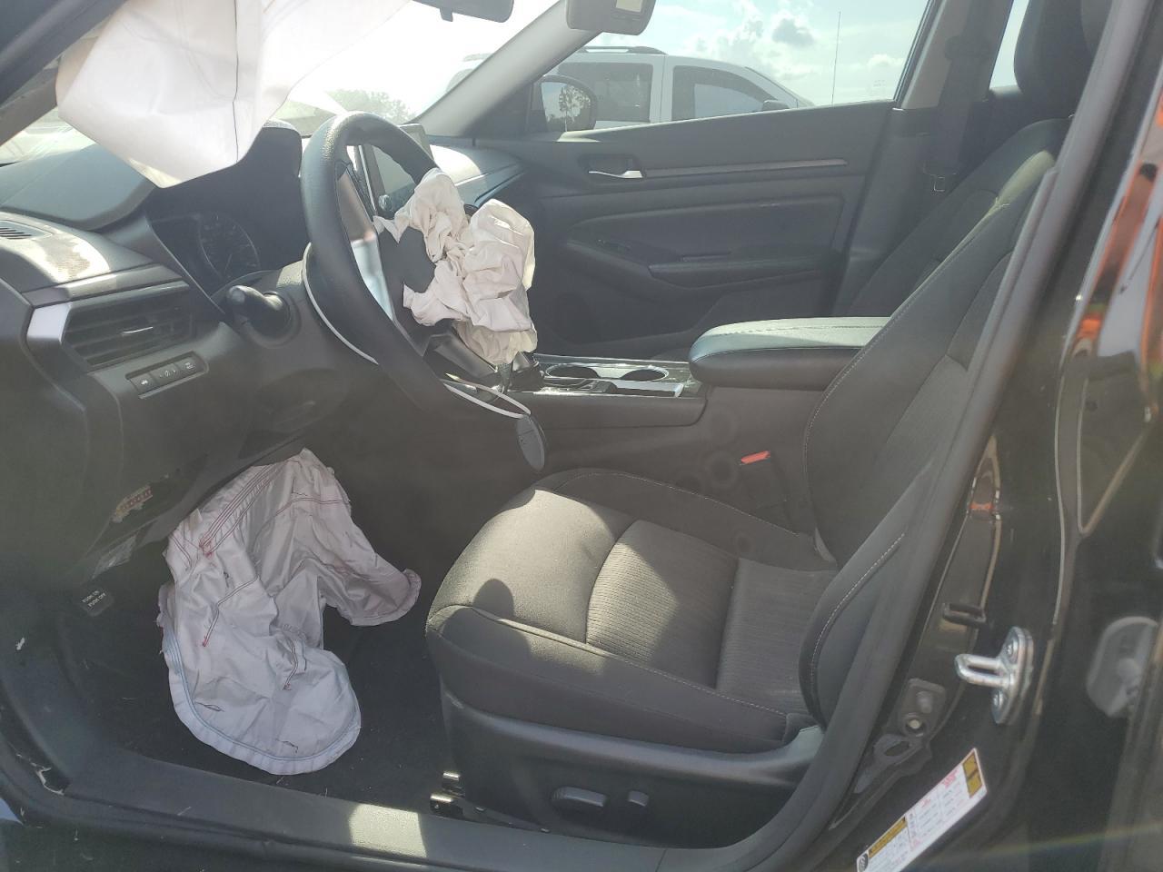 2024 Nissan Altima Sv - Image 7