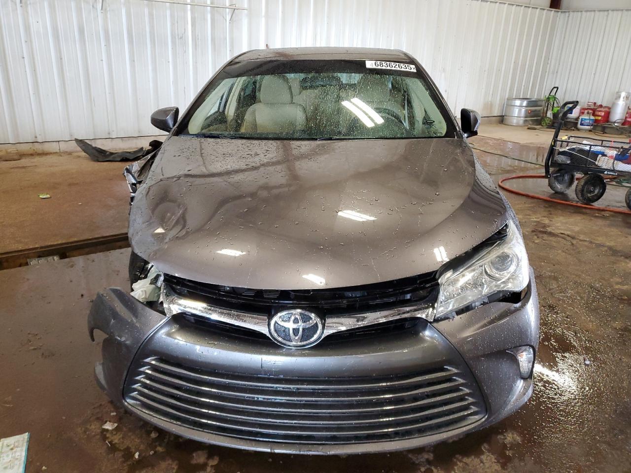 2016 Toyota Camry Le - Image 5