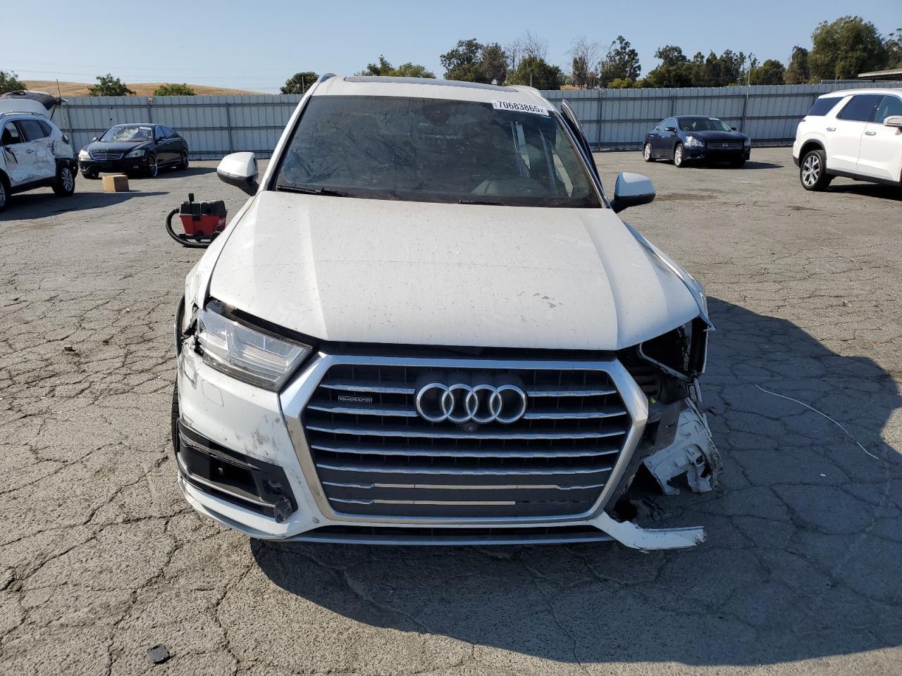 2017 Audi Q7 Premium Plus - Фото 5