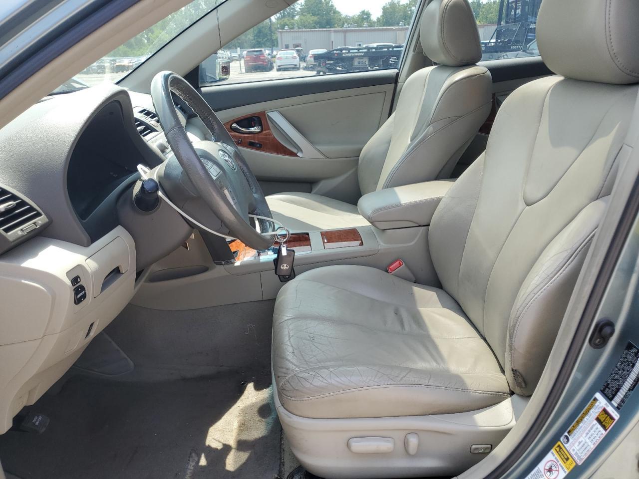 2011 Toyota Camry Base - Фото 7