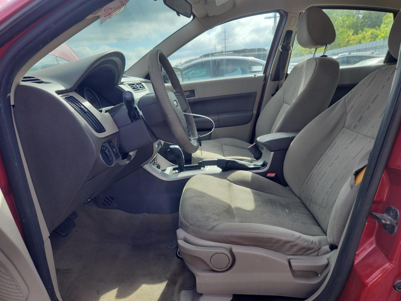 2010 Ford Focus Se - Фото 7