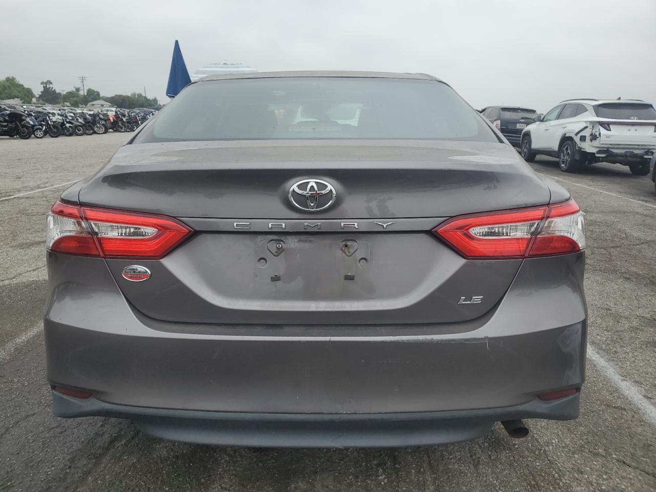 2018 Toyota Camry L - Фото 6