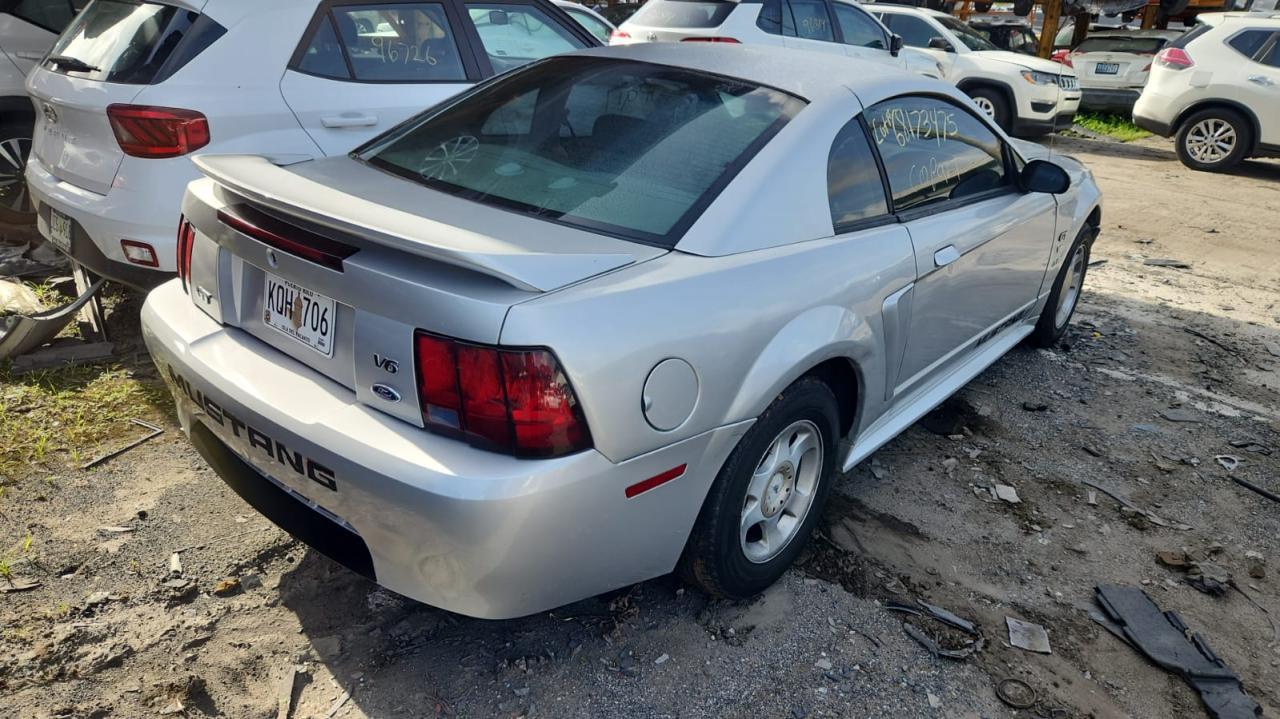 2000 Ford Mustang - Фото 4