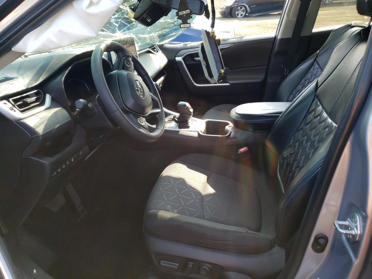 2023 Toyota Rav4 Xle - Image 7