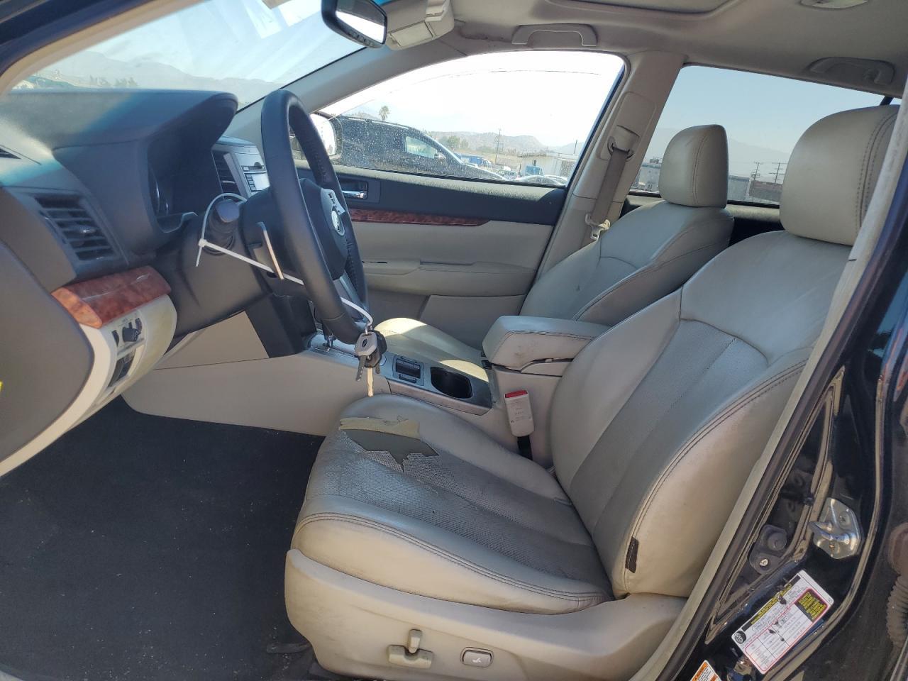 2011 Subaru Outback 2.5I Limited - Фото 7