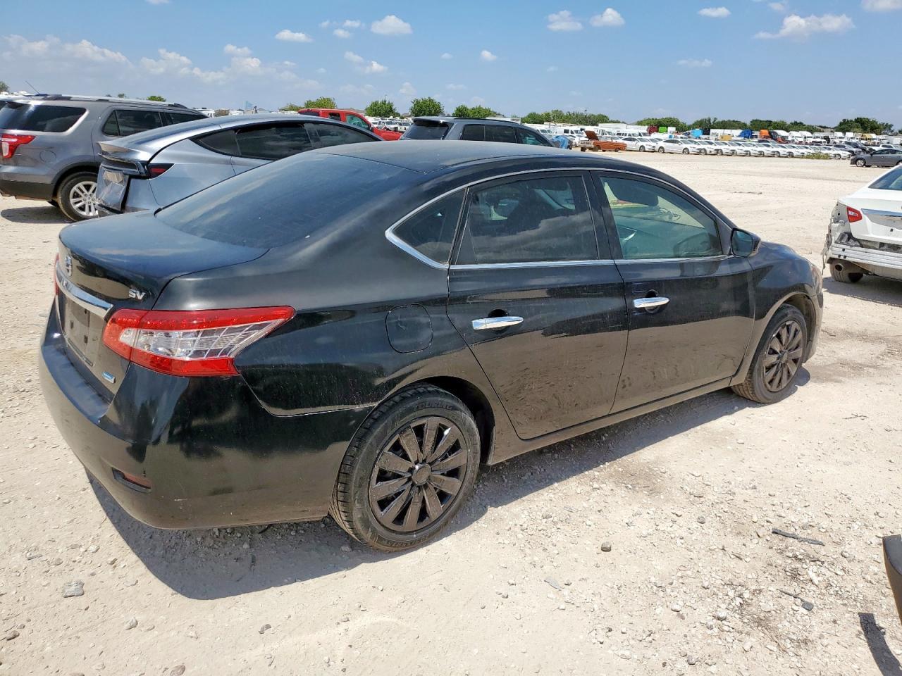 2014 Nissan Sentra S - Фото 3