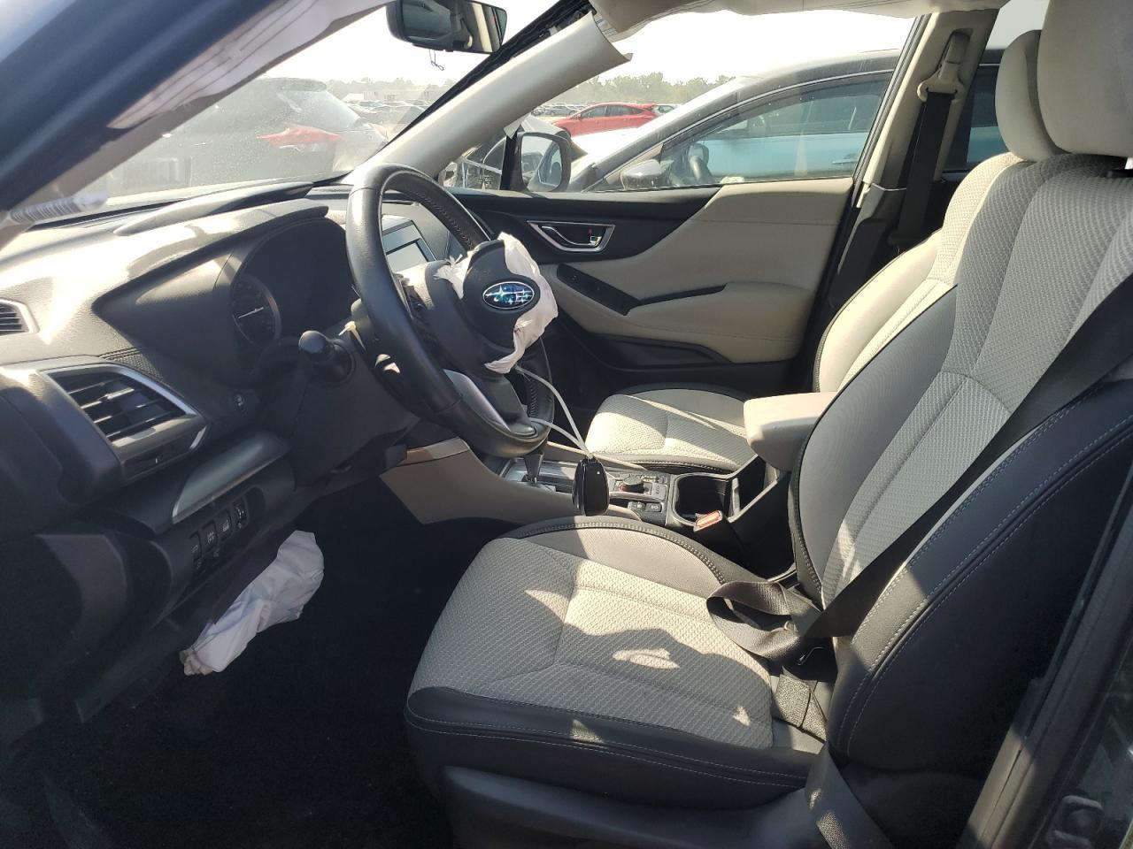 2022 Subaru Forester Premium - Фото 7