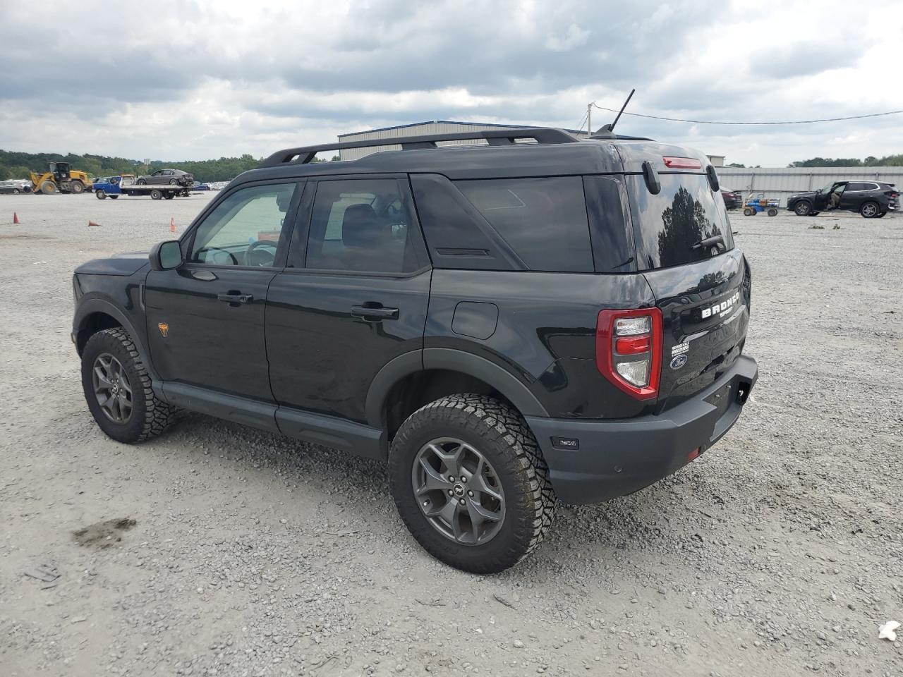 2021 Ford Bronco Sport Badlands - Image 2