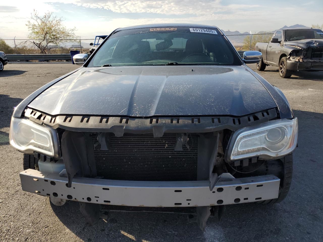 2013 Chrysler 300C - Фото 5