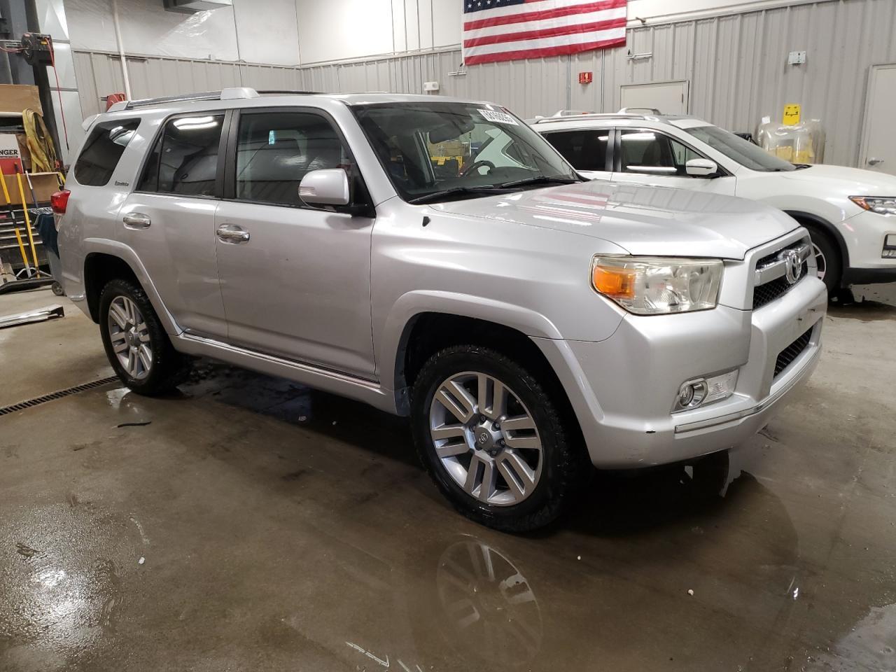 2011 Toyota 4Runner Sr5 - Фото 4