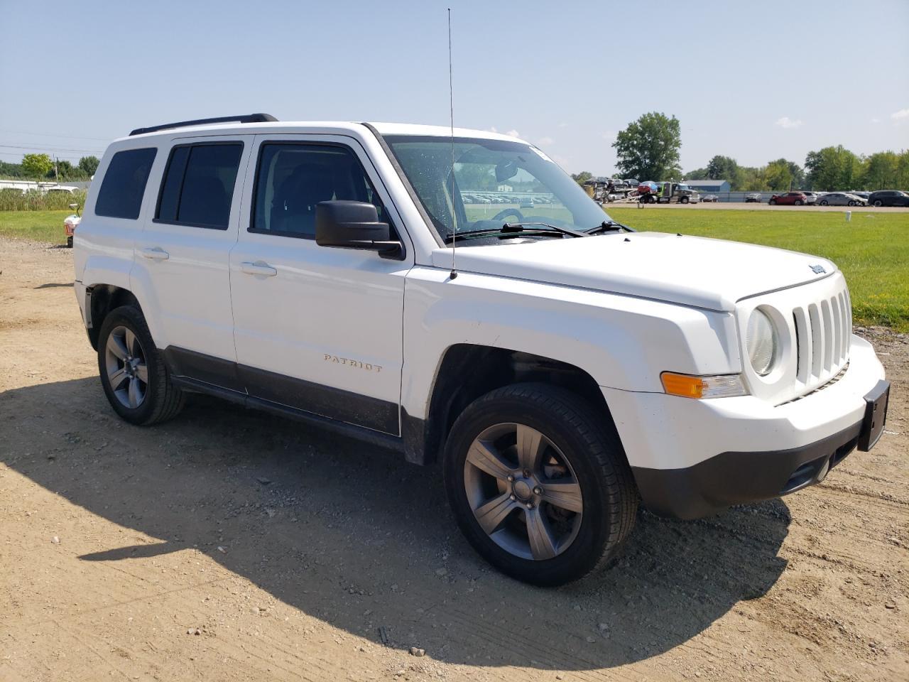 2015 Jeep Patriot Latitude - Фото 4