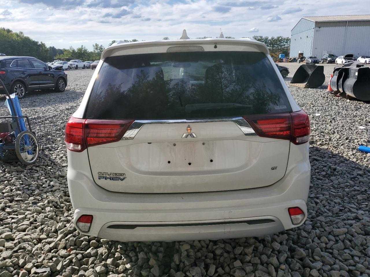 2021 Mitsubishi Outlander Fe - Фото 6