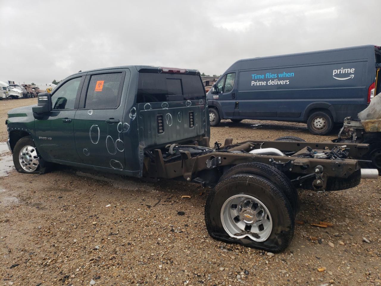 2025 Chevrolet Silverado K3500 Lt - Фото 2