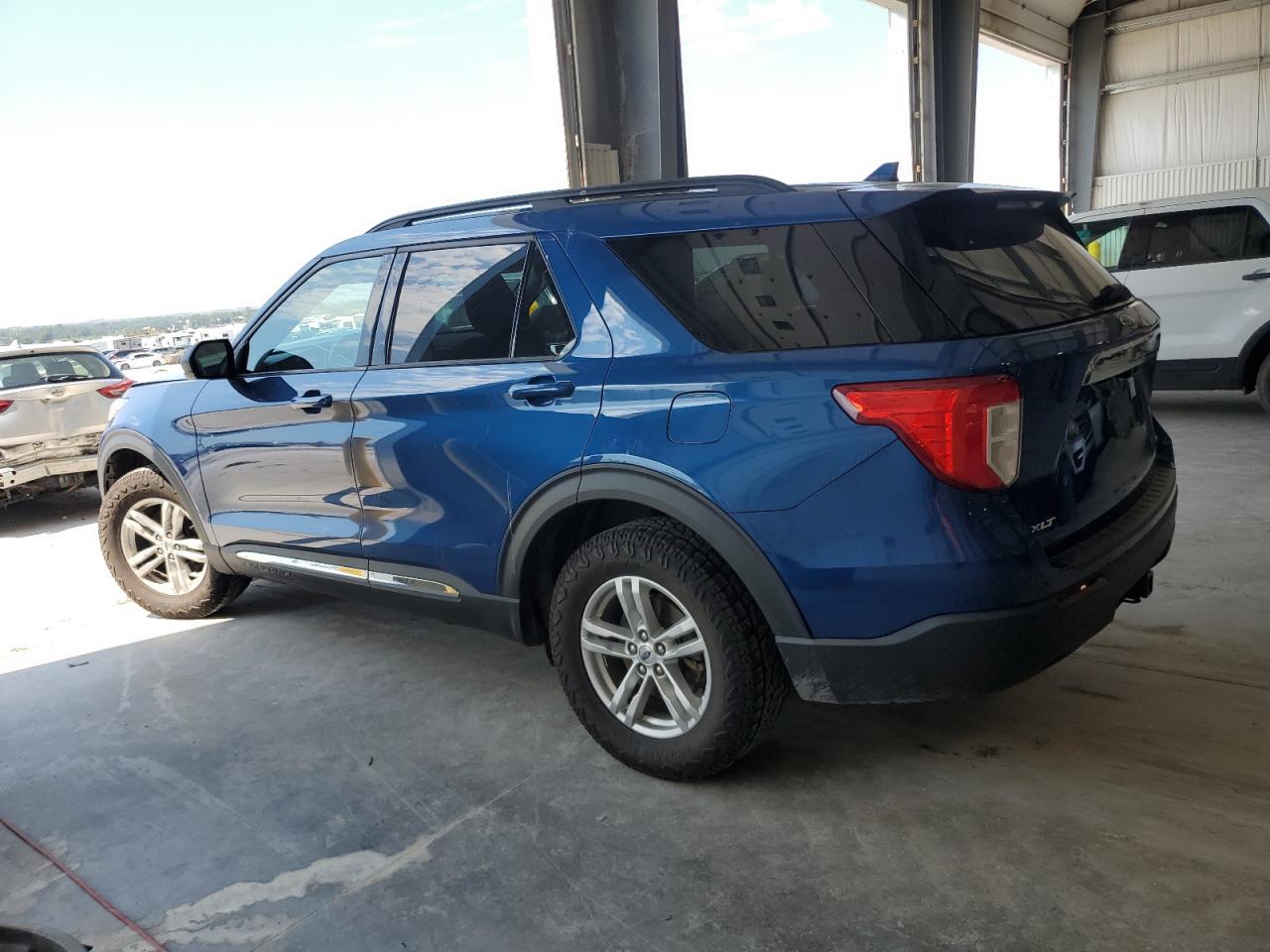 2020 Ford Explorer Xlt - Фото 2