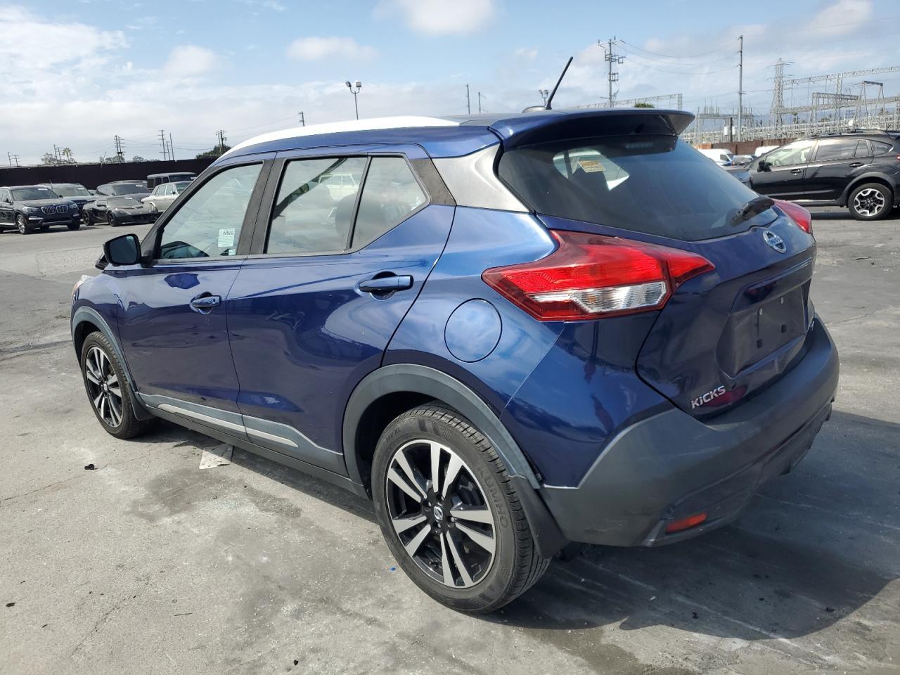 2018 Nissan Kicks S - Фото 2