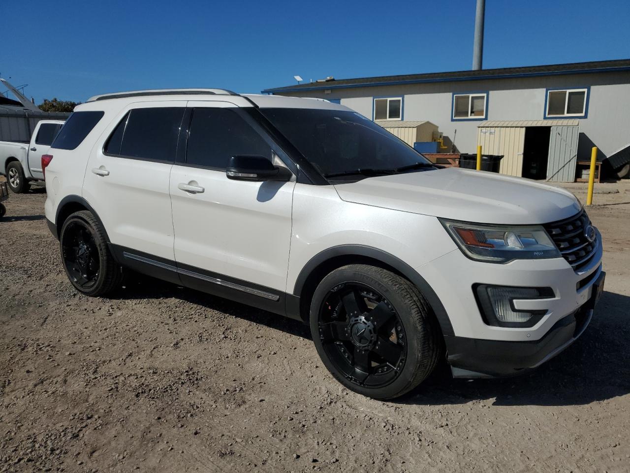 2016 Ford Explorer Xlt - Image 4