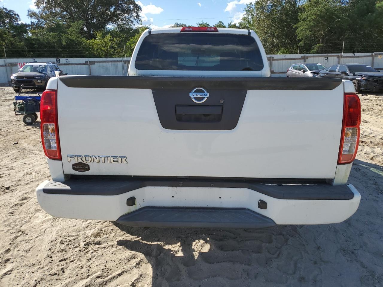 2018 Nissan Frontier S - Image 6