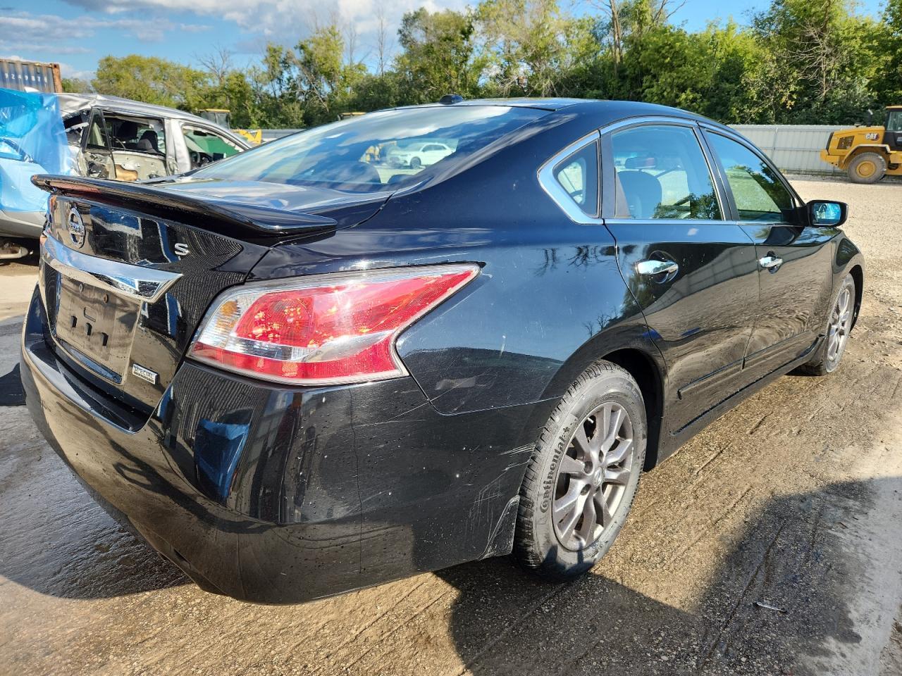 2015 Nissan Altima 2.5 - Фото 3