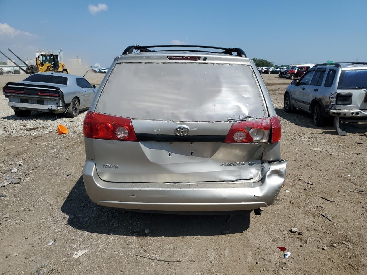 2006 Toyota Sienna Ce - Image 6
