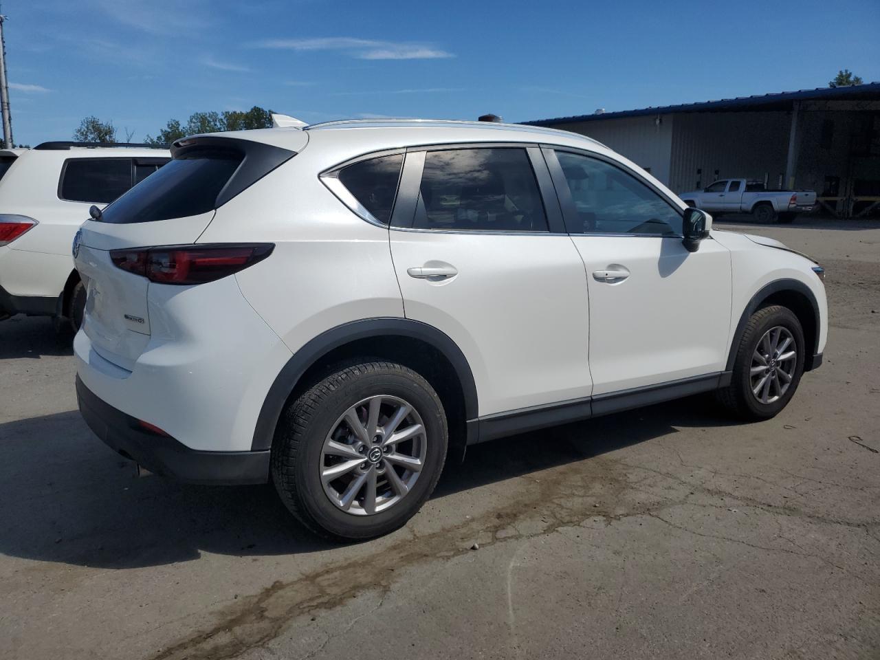 2022 Mazda Cx-5 Select - Image 3