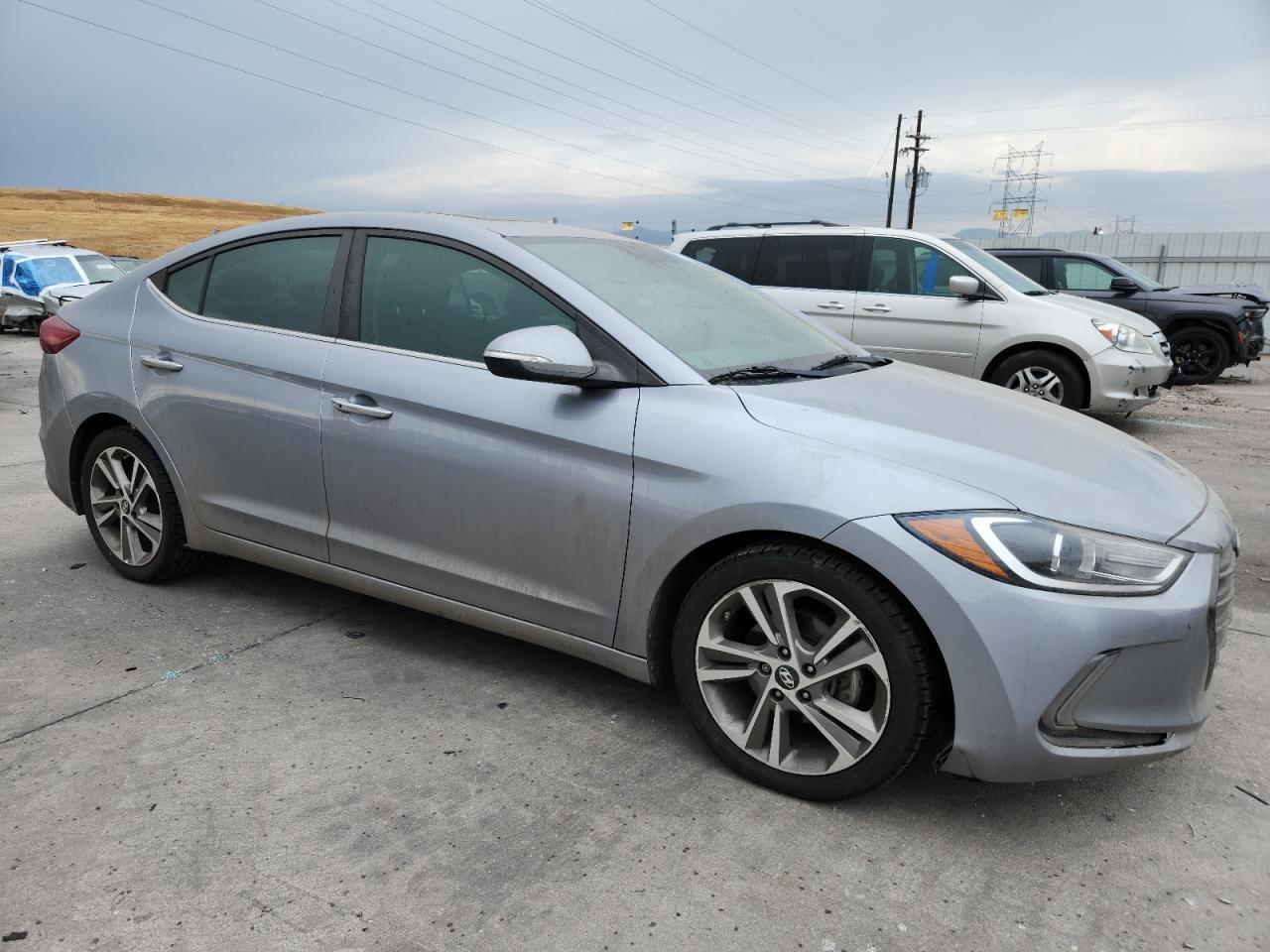 2017 Hyundai Elantra Se - Фото 4