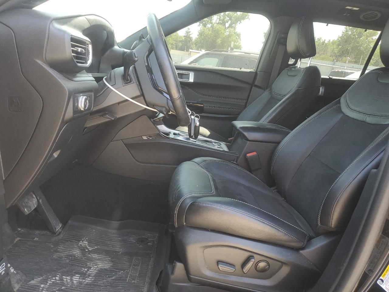 2022 Ford Explorer St - Фото 7