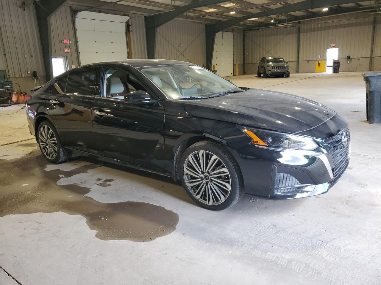 2024 Nissan Altima Sl - Фото 4