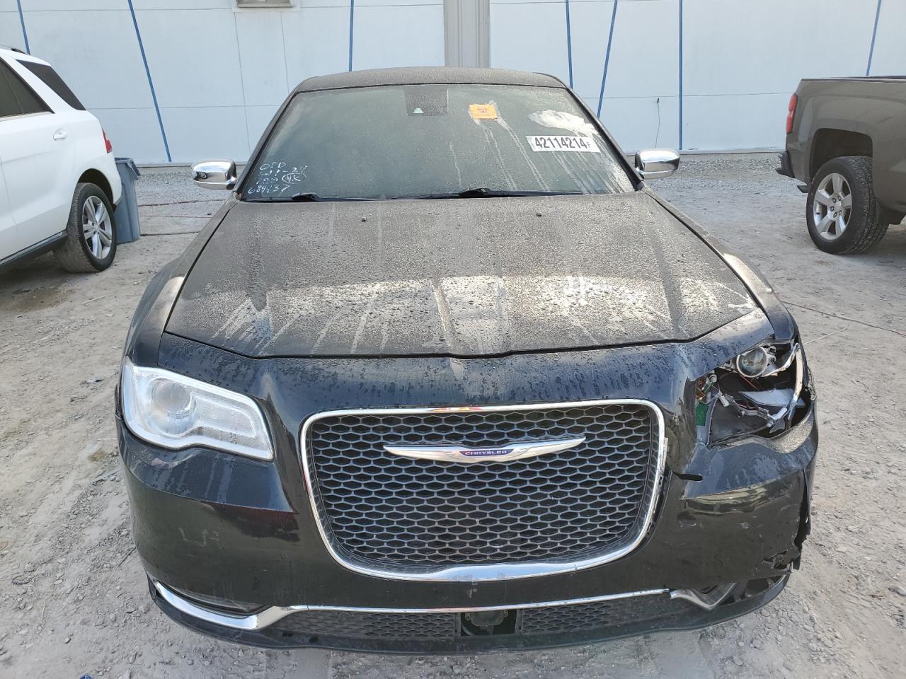 2019 Chrysler 300 Limited - Фото 5