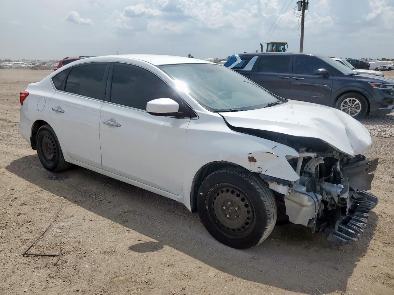 2017 Nissan Sentra S - Фото 4