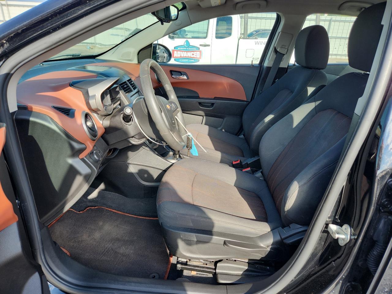 2016 Chevrolet Sonic Lt - Image 7