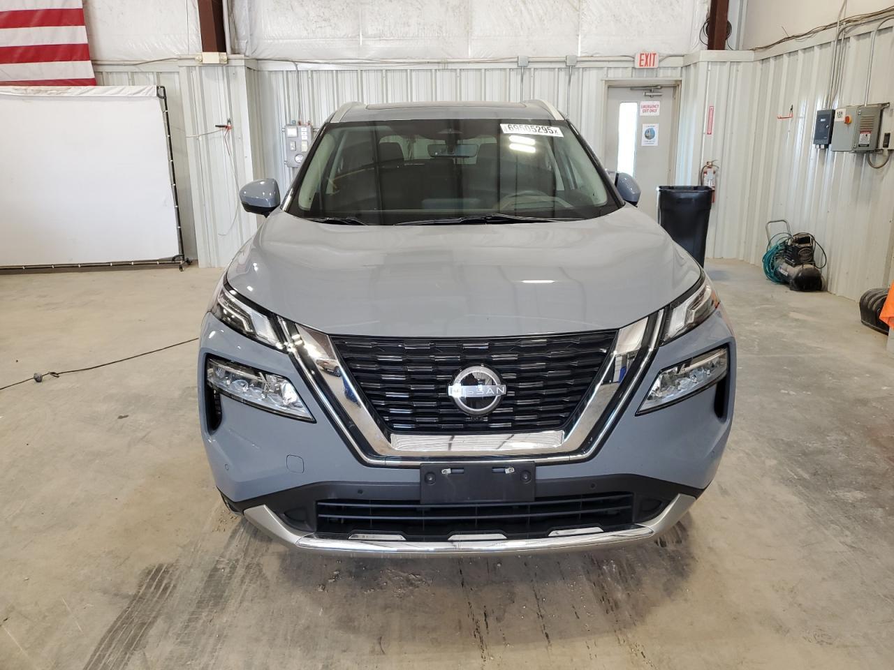 2023 Nissan Rogue Platinum - Фото 5