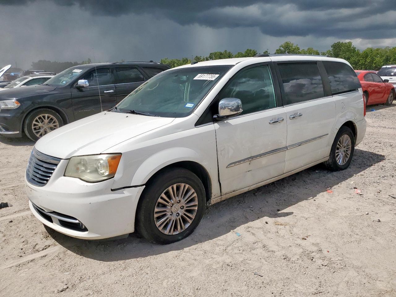 2011 Chrysler Town & Country Limited