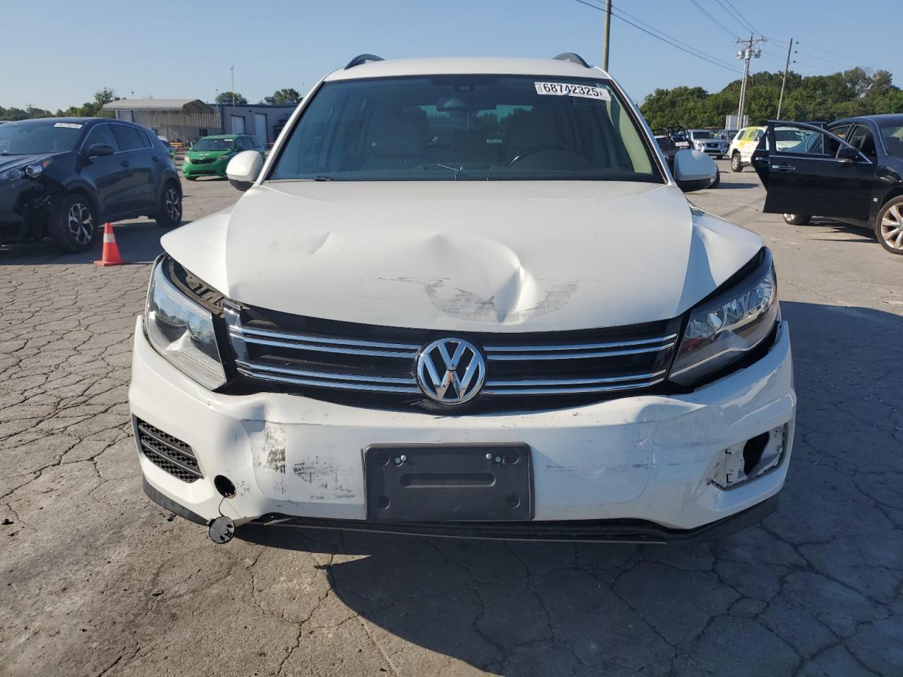 2017 Volkswagen Tiguan S - Image 5