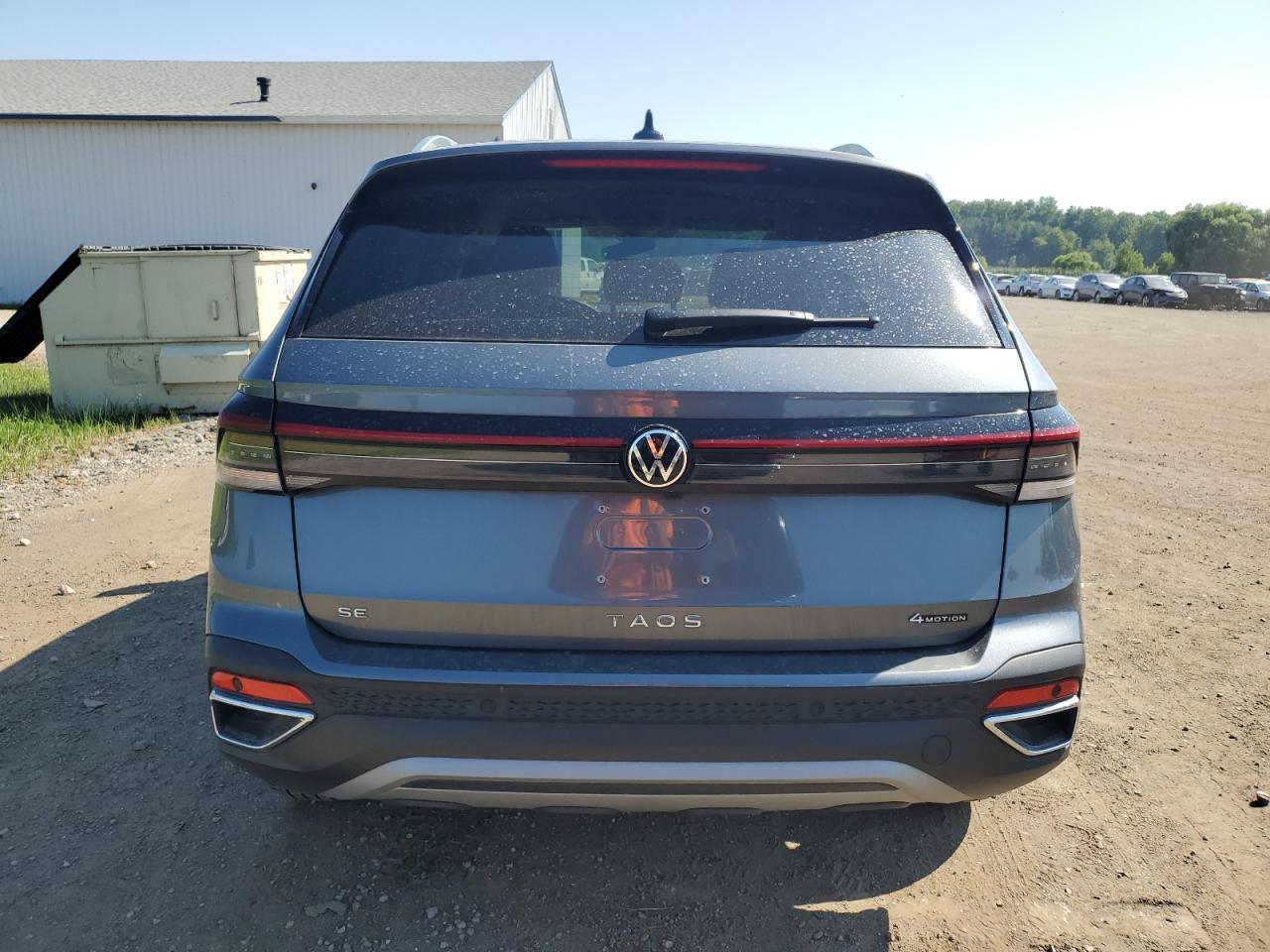 2025 Volkswagen Taos Se - Image 6