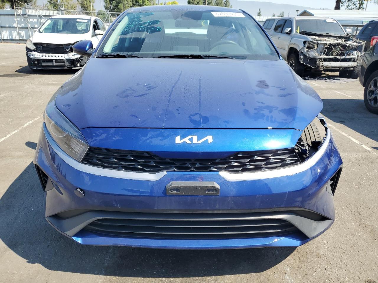 2023 Kia Forte Lx - Image 5