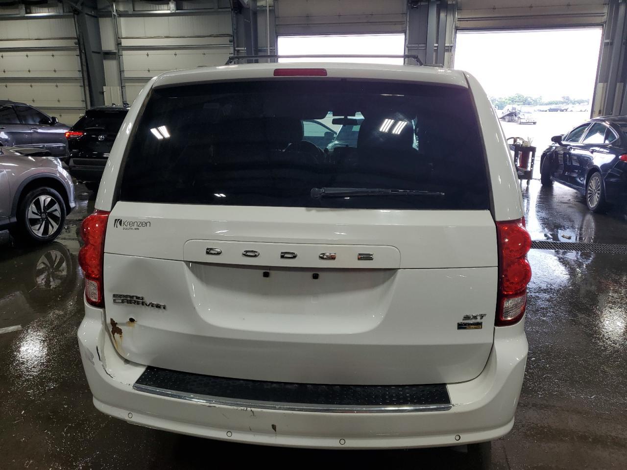 2016 Dodge Grand Caravan Sxt - Image 6