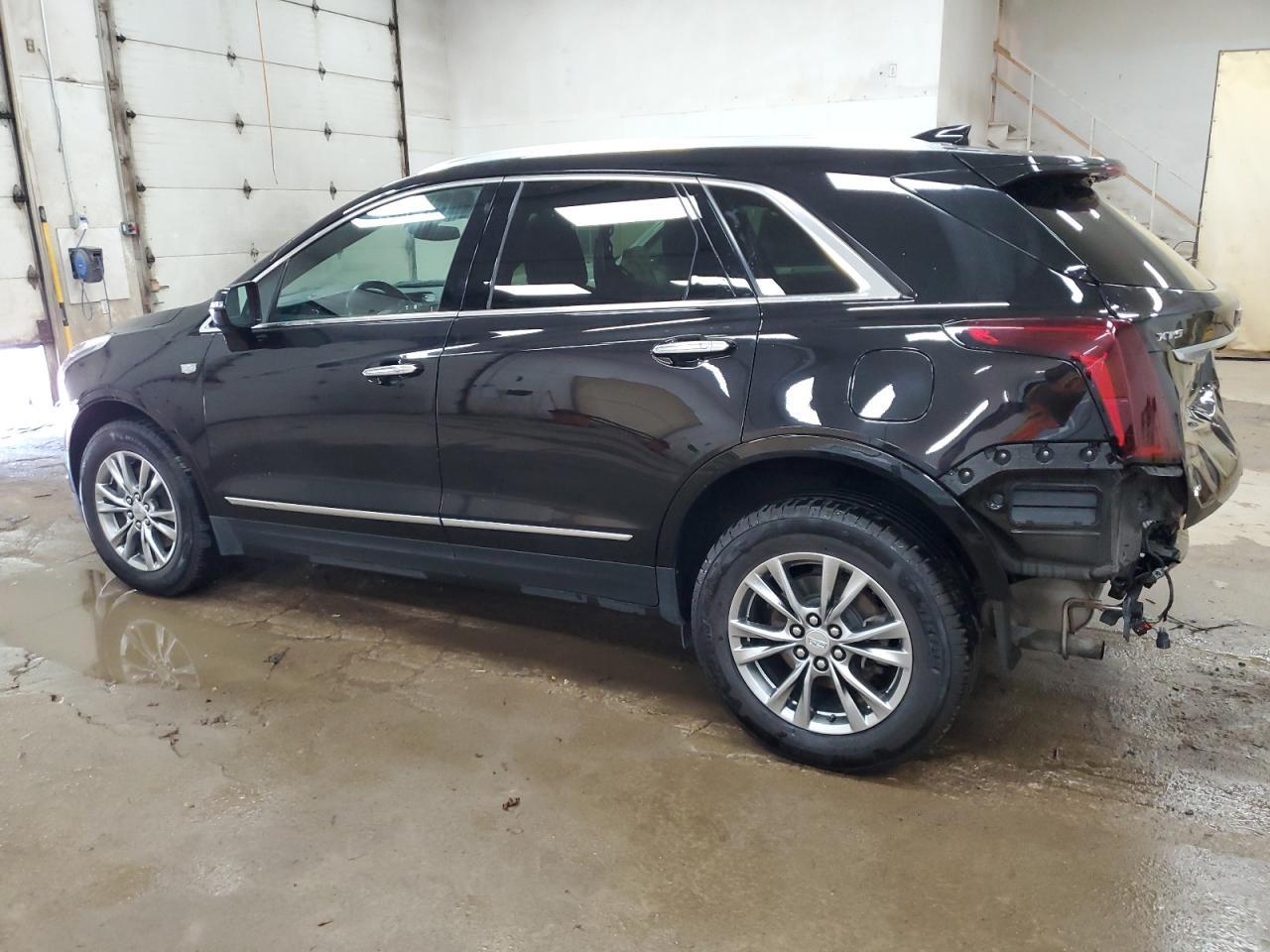 2020 Cadillac Xt5 Premium Luxury - Image 2