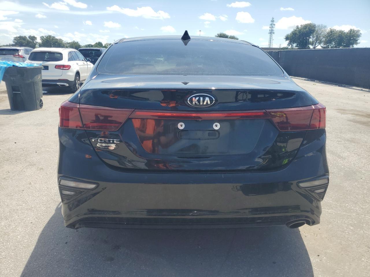 2020 Kia Forte Fe - Image 6