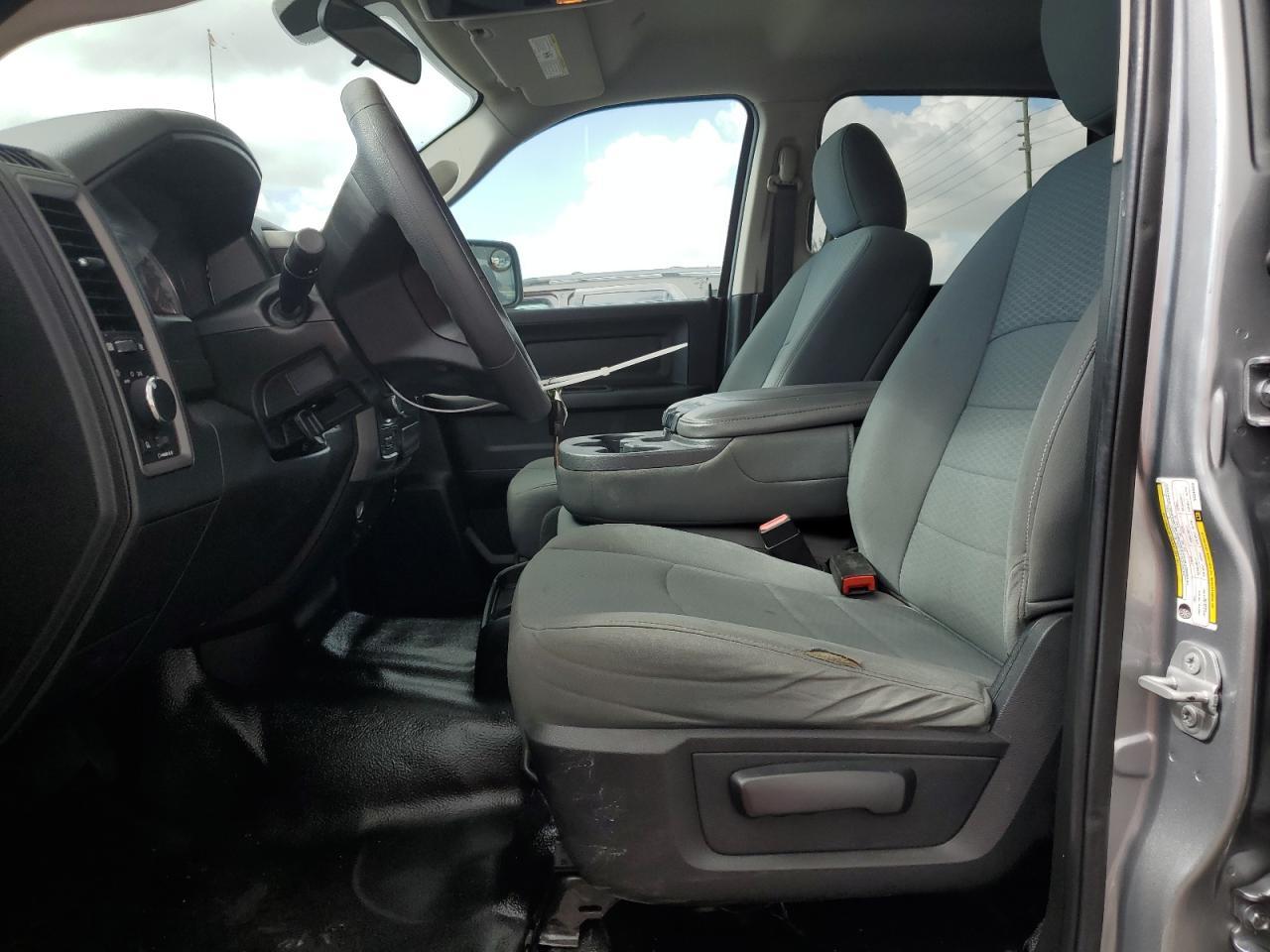2022 Ram 1500 Classic Tradesman - Фото 7