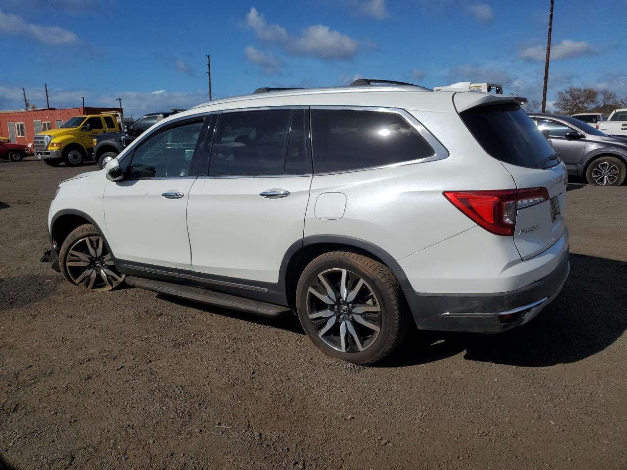 2021 Honda Pilot Touring - Фото 2