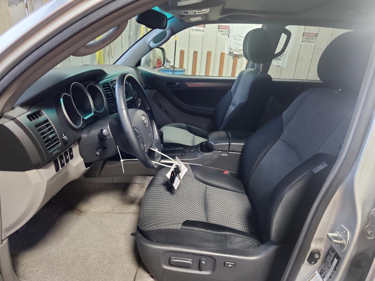 2008 Toyota 4Runner Sr5 - Image 7