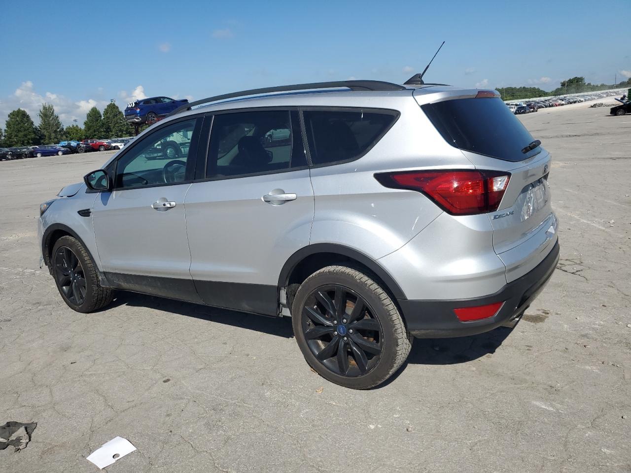 2019 Ford Escape Se - Image 2