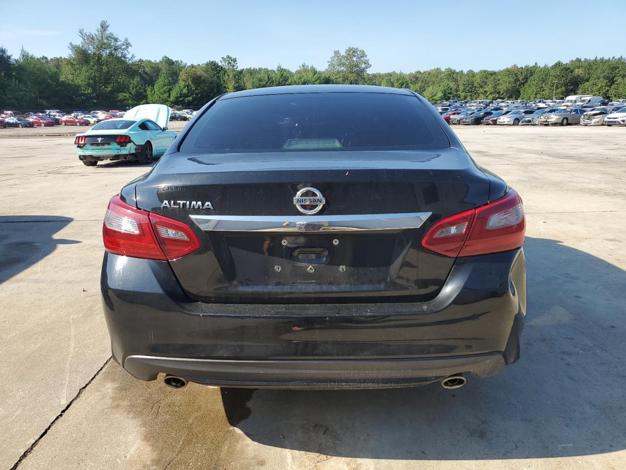 2018 Nissan Altima 2.5 - Image 6