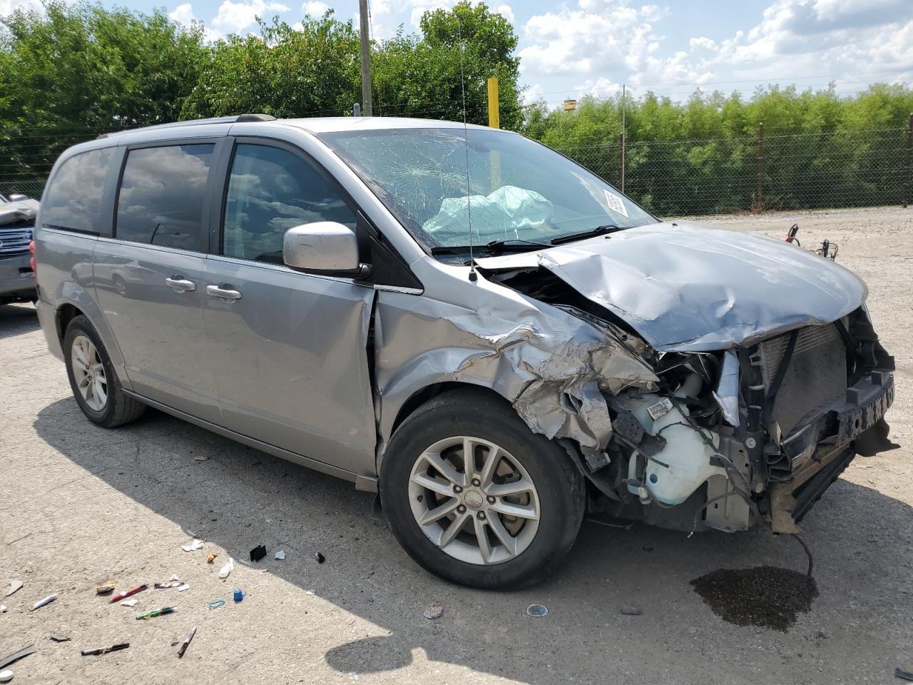 2020 Dodge Grand Caravan Sxt - Фото 4