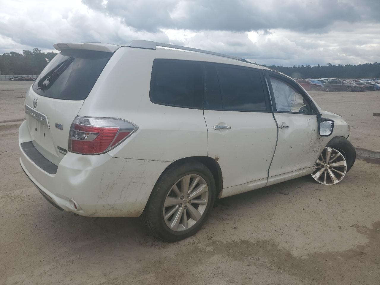 2008 Toyota Highlander Hybrid Limited - Image 3