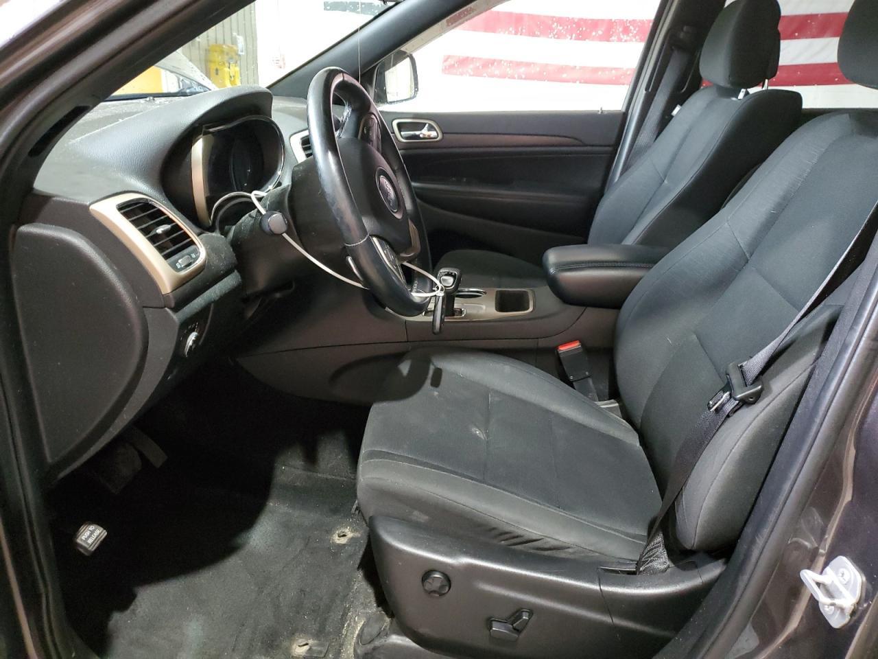 2015 Jeep Grand Cherokee Laredo - Image 7