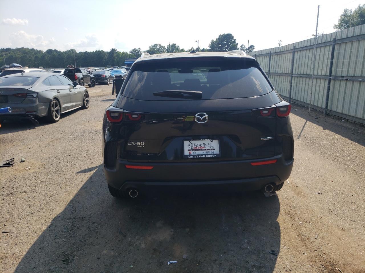 2025 Mazda Cx-50 Premium Plus - Image 6