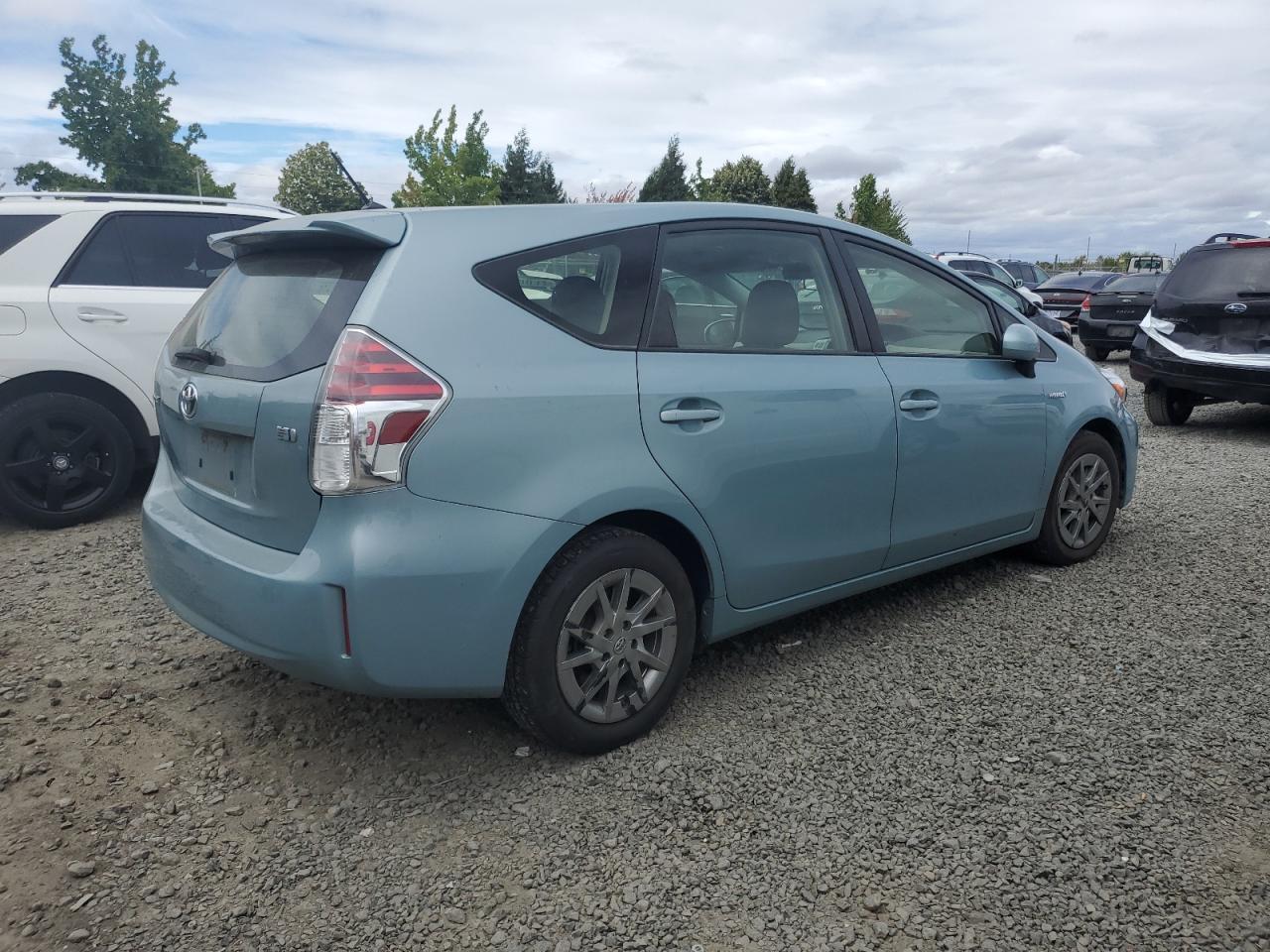 2017 Toyota Prius V - Фото 3